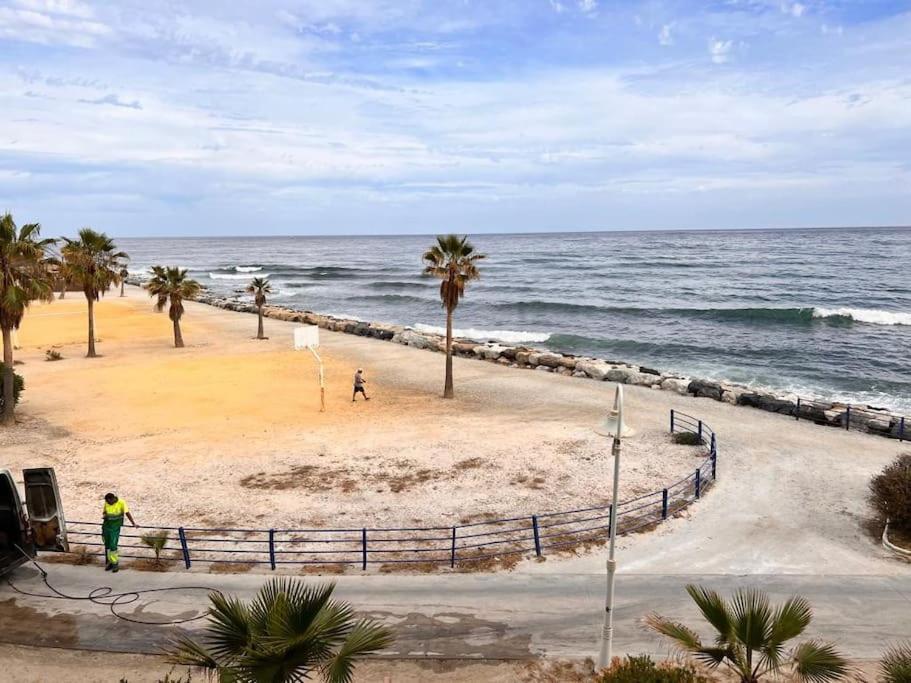 Benalmadena Costa Malaga Apartamento Muy Acogedor Con Vistas Al Mar Terraza Gigante Para Verano E Invierno Parking Exterior foto